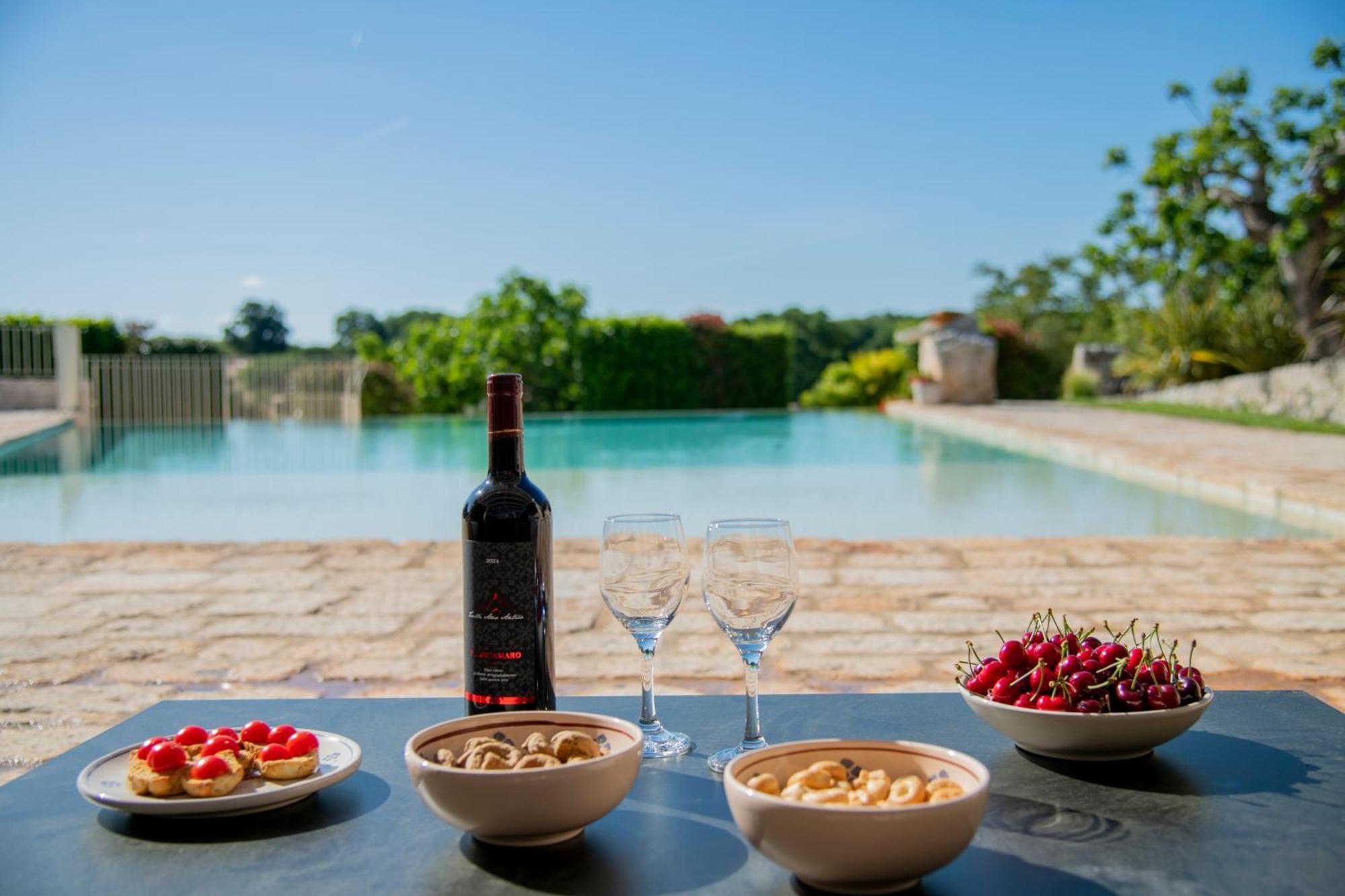 Trulli Arco Antico Villa โลโกโรตอนโด ภายนอก รูปภาพ